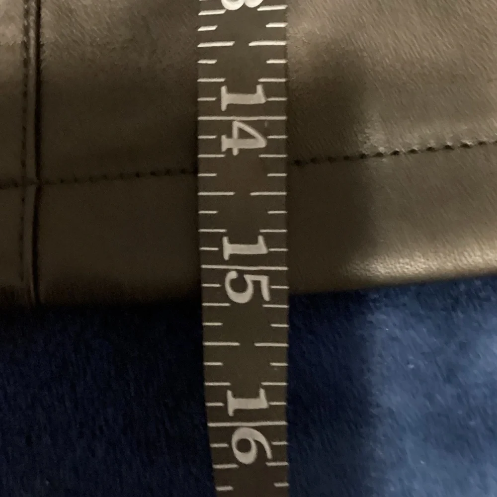 NWT DKNY Size 24 Black Faux Leather‎ Mini Skirt